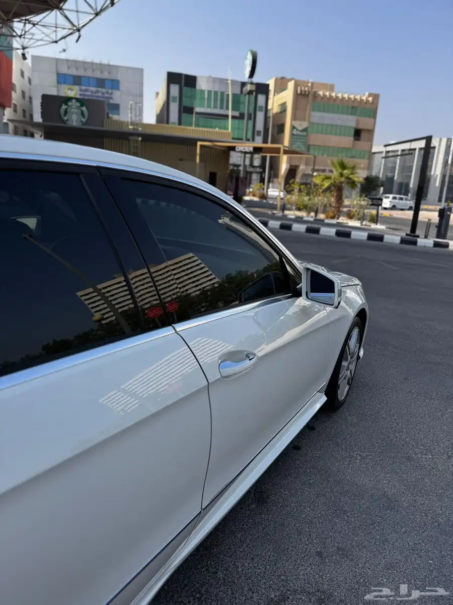 Mercedes E300 AMG kit 8