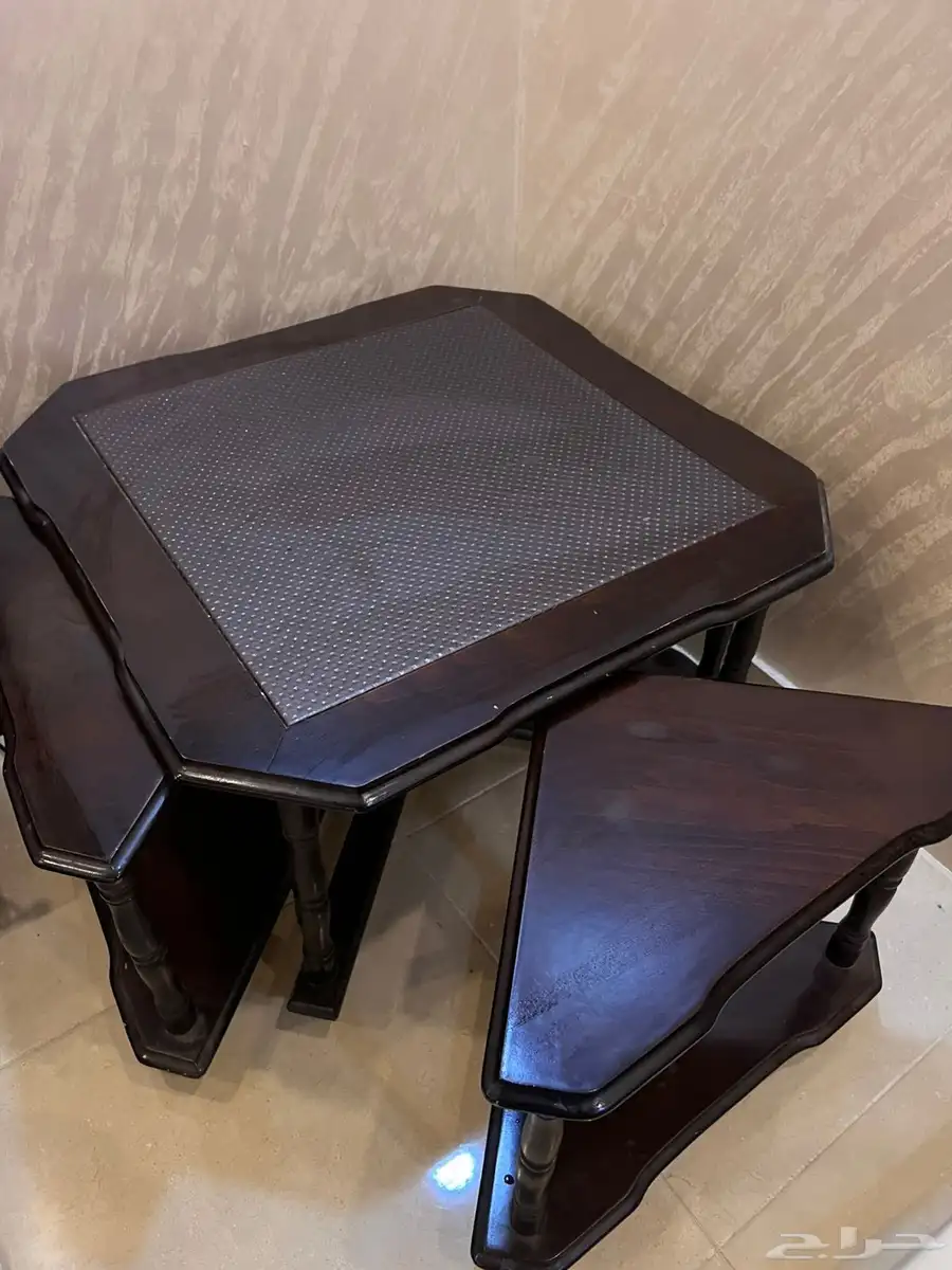 طاوله مع خدمه 0