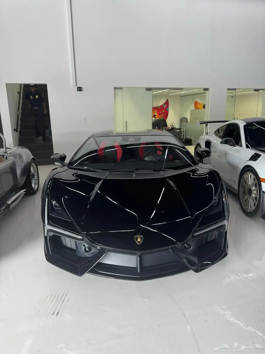 لامبورجيني ريفولتو 2024 Lamborghini Revuelto index