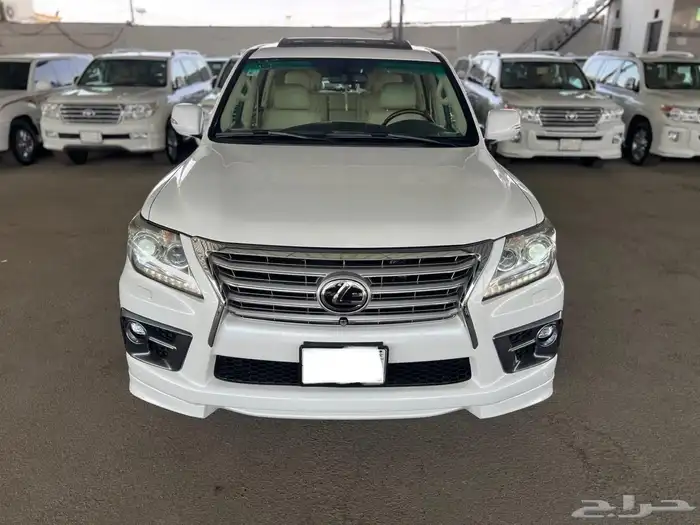 سعودي نظيف 2012 Lexus 3