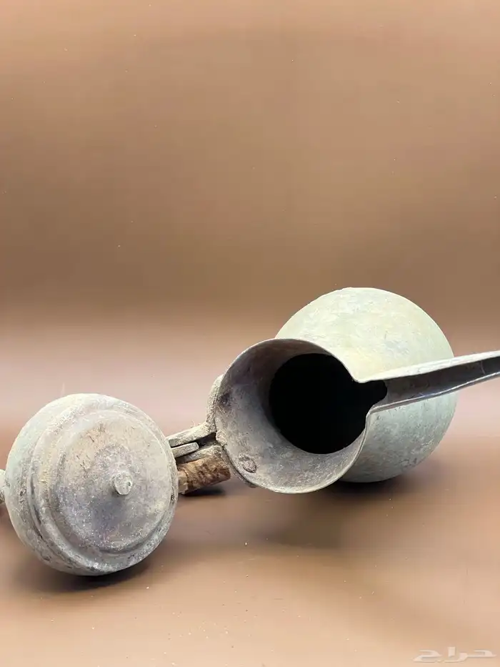 دلة رسلان شيخة قديمة جدا  متحفية 6