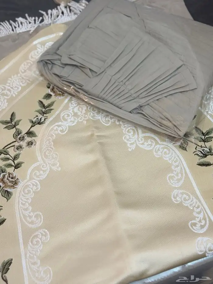 البيع بالكامل جميع المعروض 0