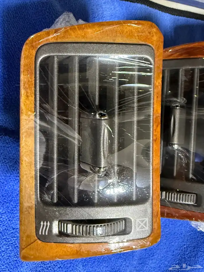 ريش مكيف لكزس 430 جهة السائق 1