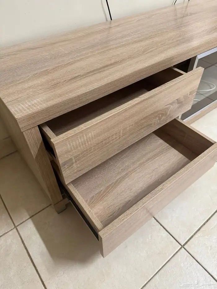 طاولة تلفاز 5