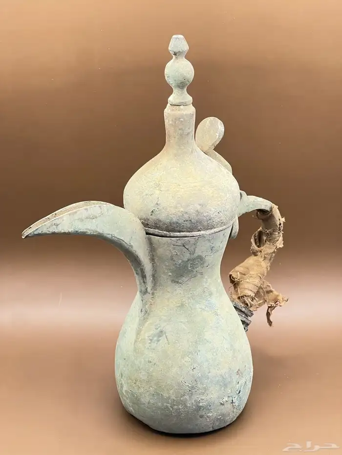 دلة رسلان شيخة قديمة جدا  متحفية 0