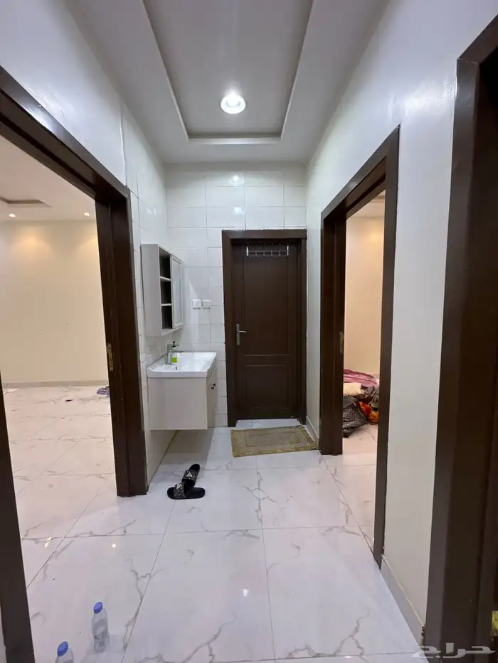 شق هللايجار سنوي حي الحزم مدخل خاص من الشارع مع ا موقع مميز 7