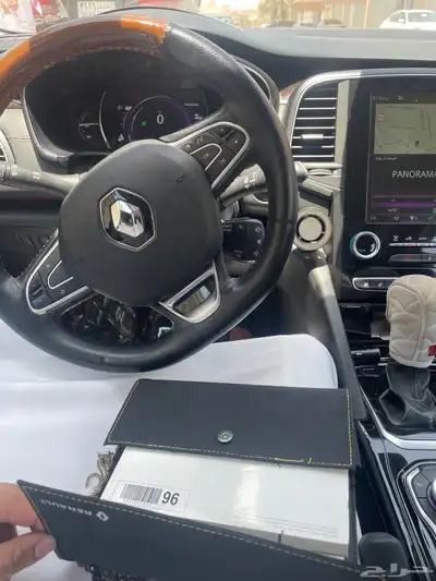 رينو تاليسمان 2018ممشى 100 الف بودي وبطن السياره بلد 4