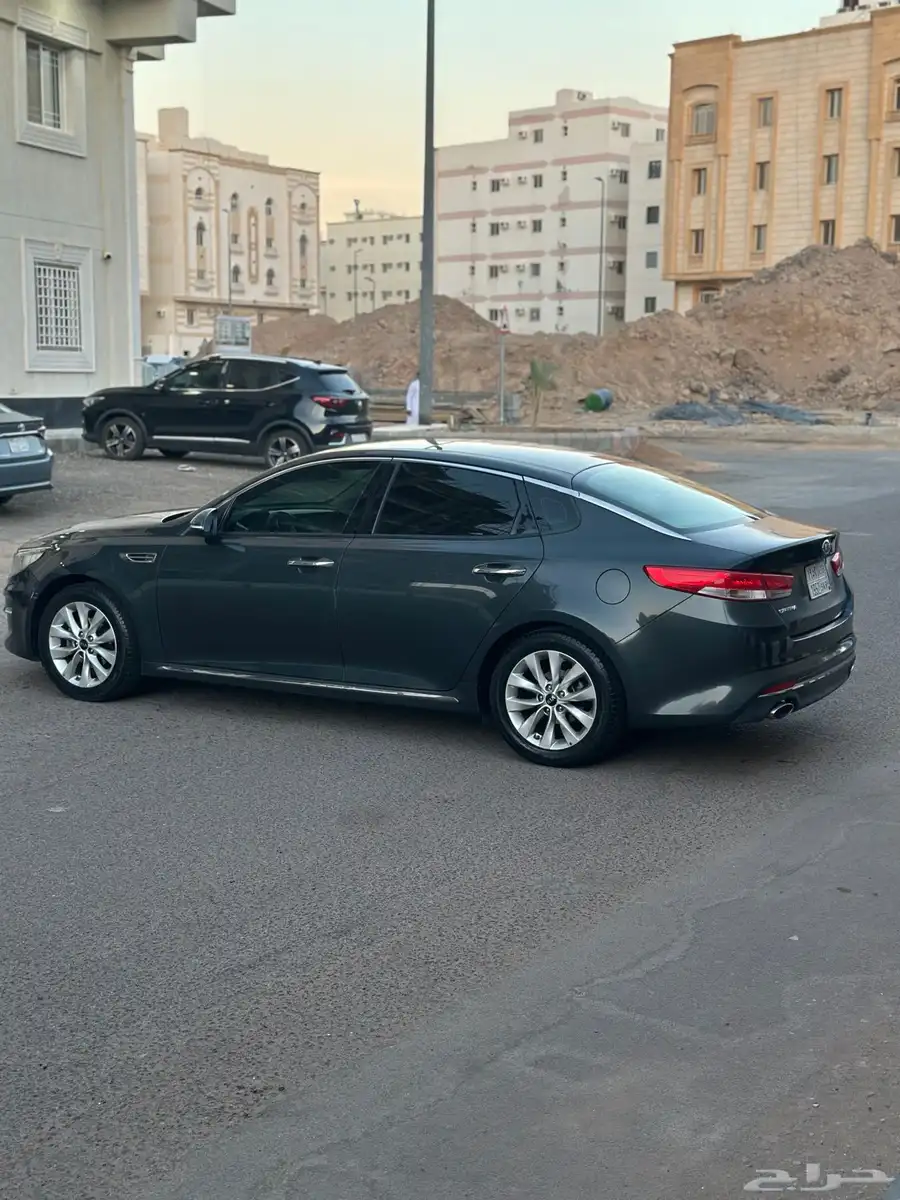 كيا اوبتيما 5