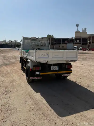 قلاب ايسوزو1990 نظيف 20