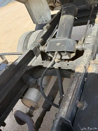قلاب ايسوزو1990 نظيف 23