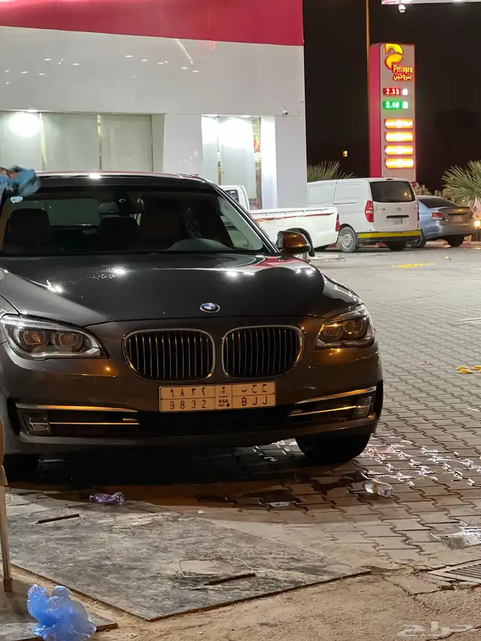 بي ام دبليو 730 موديل 2013 8