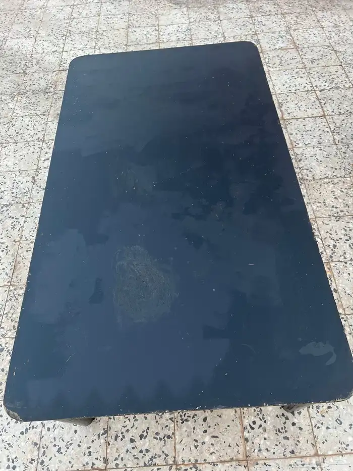 طاولة 1