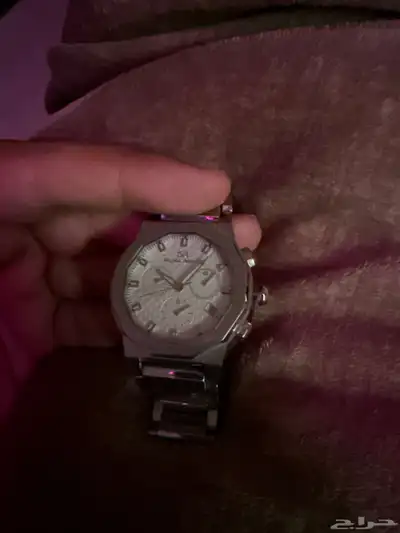 للبيع ساعه بلاك ارمان نظيفه جدا 1