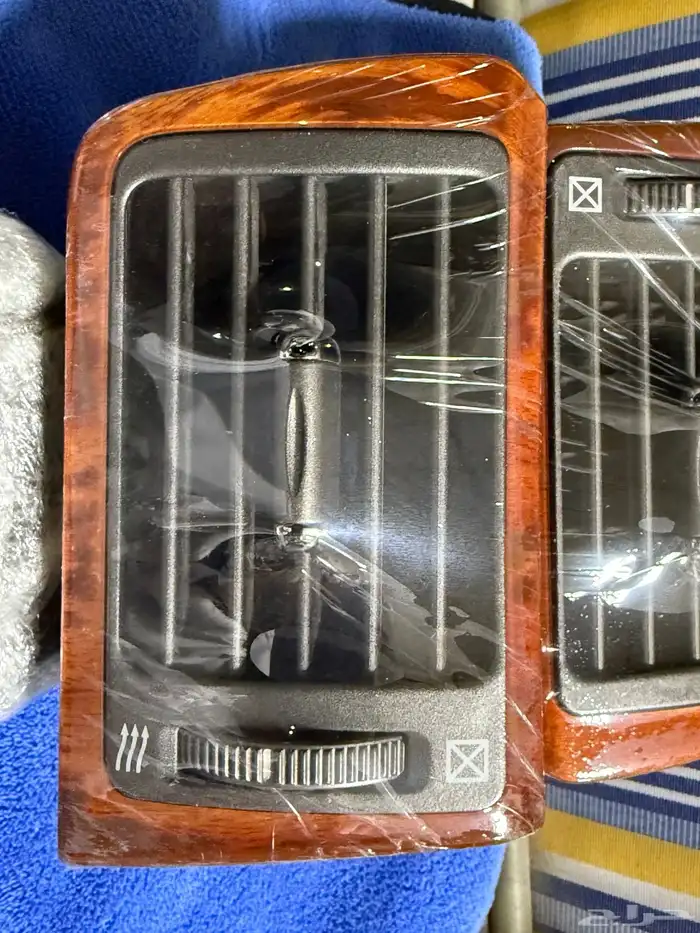 ريش مكيف لكزس 430 جهة السائق 4