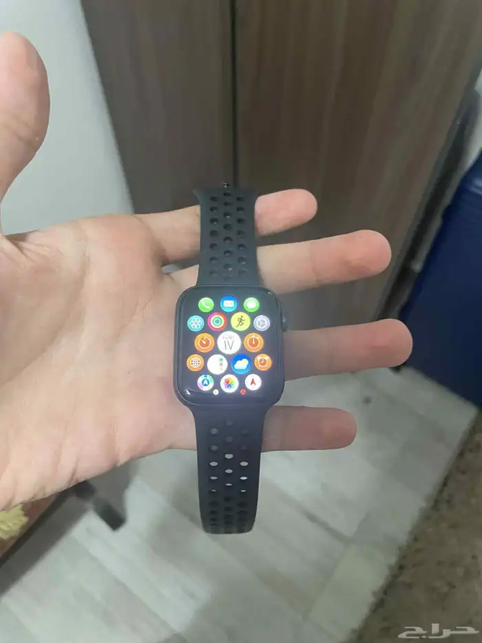ساعة آيفون 3