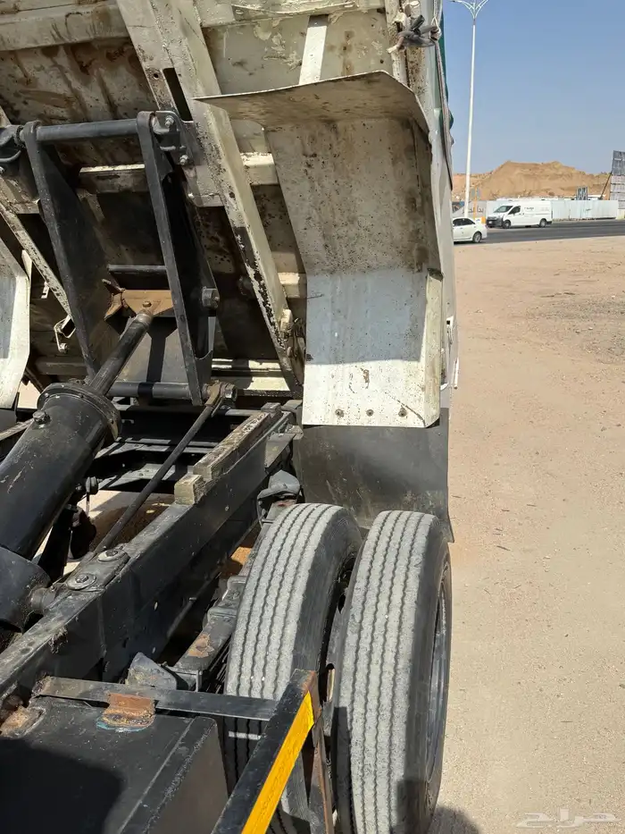 قلاب ايسوزو1990 نظيف 29
