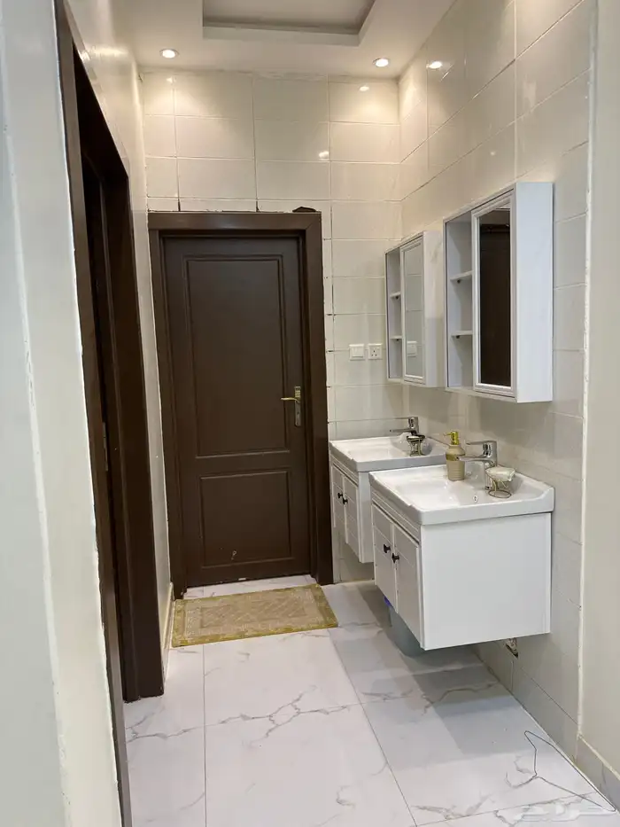 شق هللايجار سنوي حي الحزم مدخل خاص من الشارع مع ا موقع مميز 1