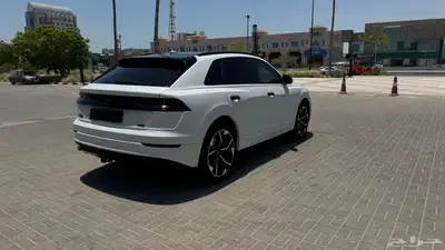 اودي Q8 2019 0