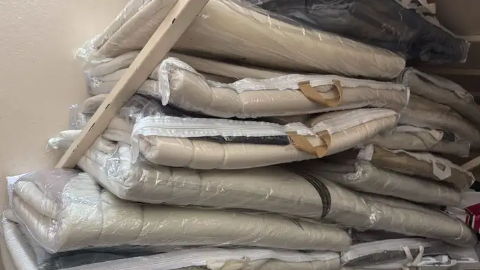 البيع بالكامل جميع المعروض 17