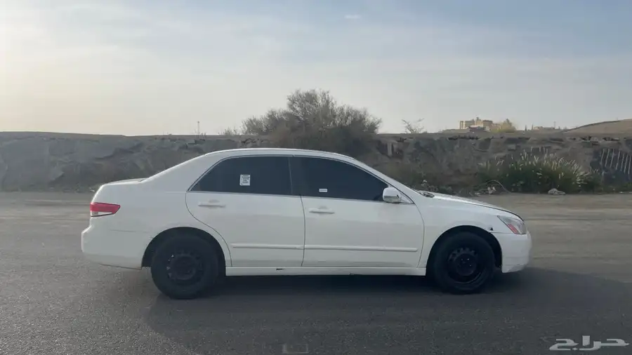 اكورد 2005 للبيع 1