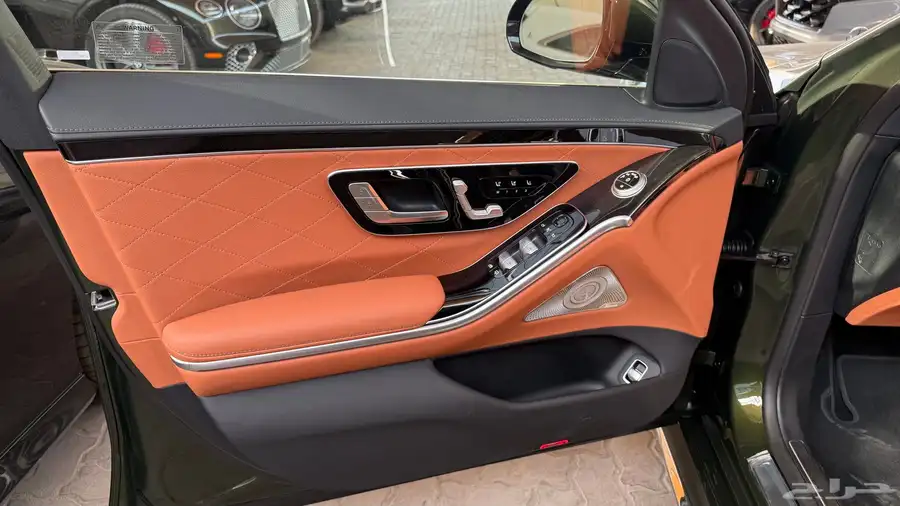 مرسيدس S580موديل 2024 في الامارات 16
