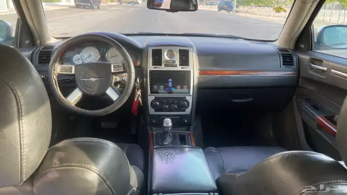 كرايزلر 300c V8 13