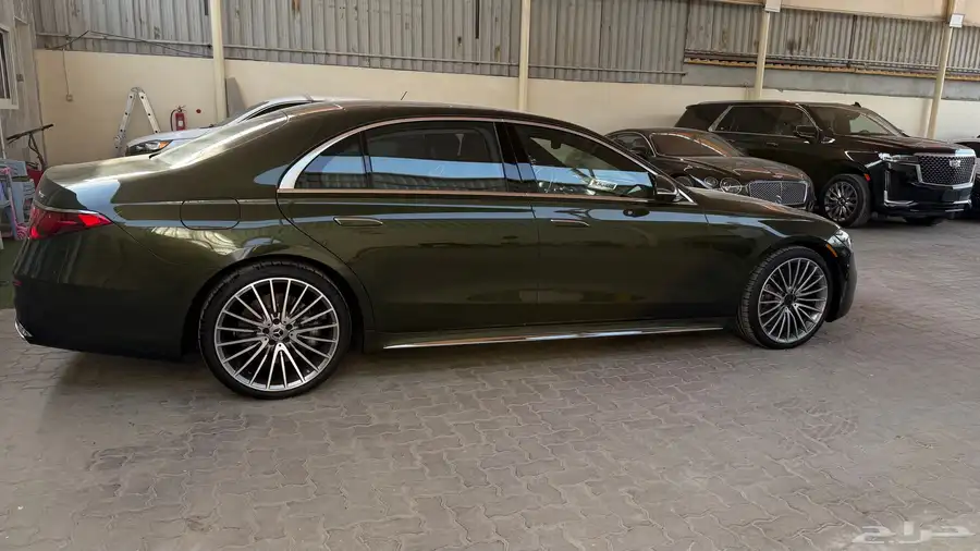مرسيدس S580موديل 2024 في الامارات 3