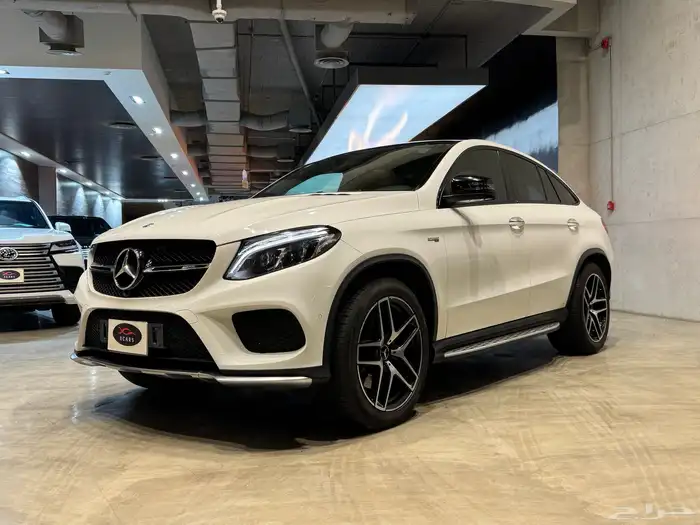 مرسيدس GLE43 amg موديل 2019م (وارد الجفالي) 4