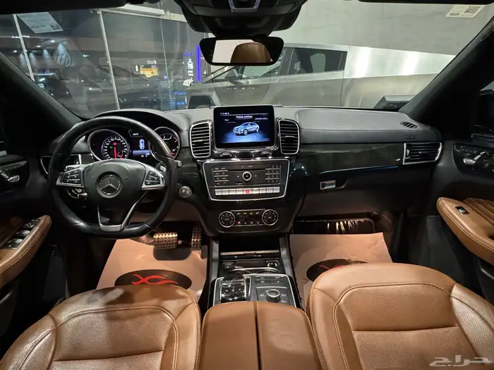 مرسيدس GLE43 amg موديل 2019م (وارد الجفالي) 13