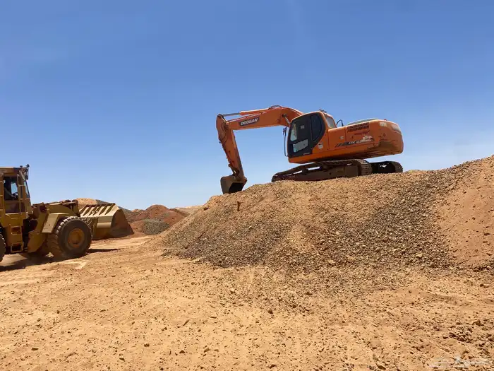 بوكلين للايجار هدم وحفر الاراضي  جده 0