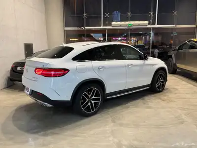 مرسيدس GLE43 amg موديل 2019م (وارد الجفالي) 7