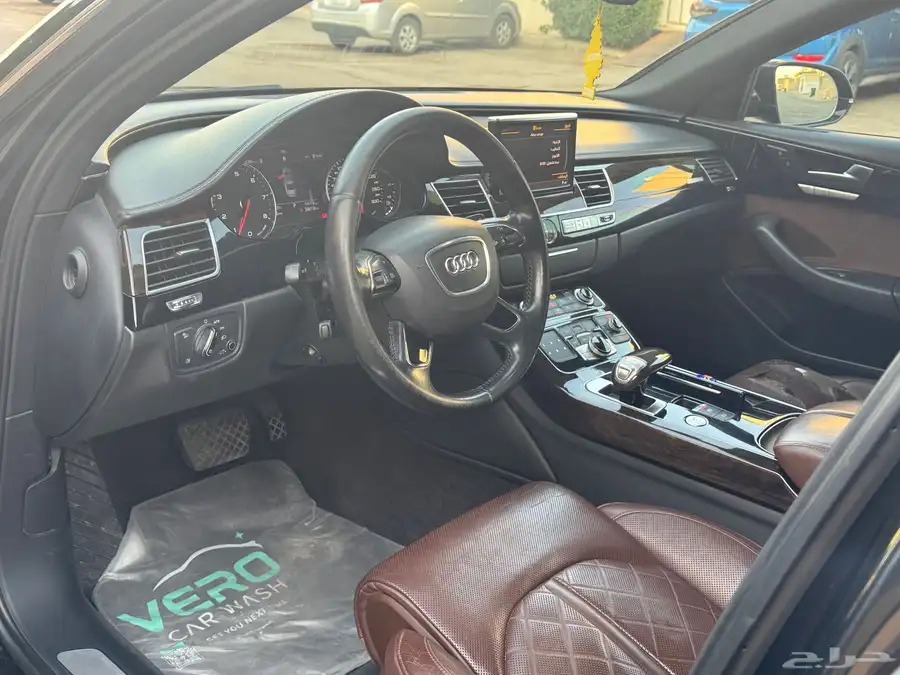 2012 Audi A8L 8