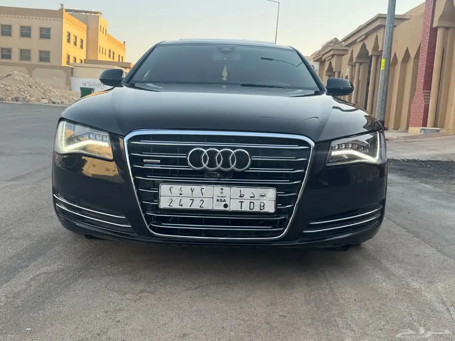 2012 Audi A8L 6
