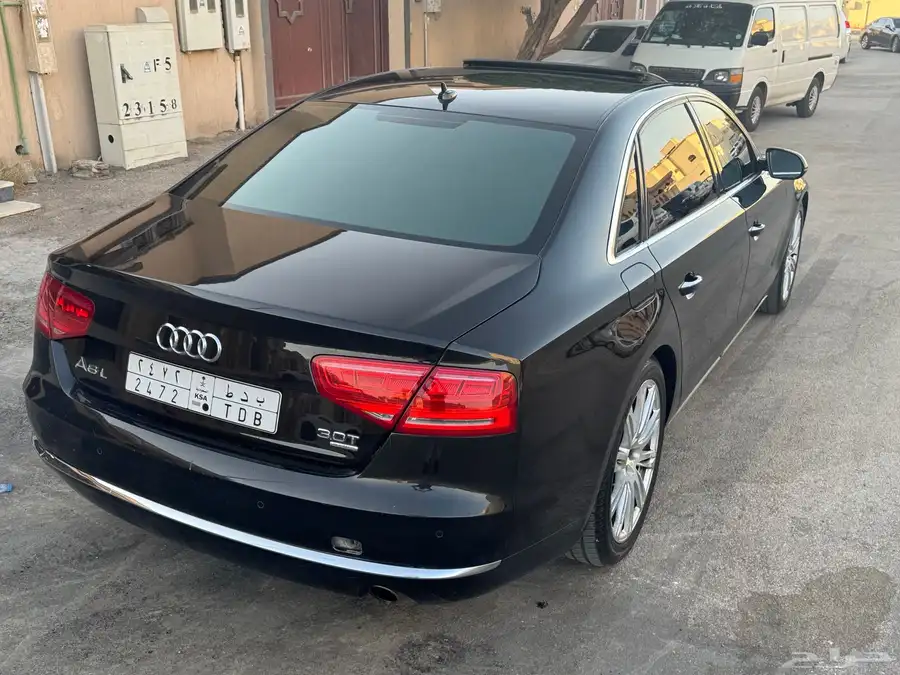 2012 Audi A8L 1