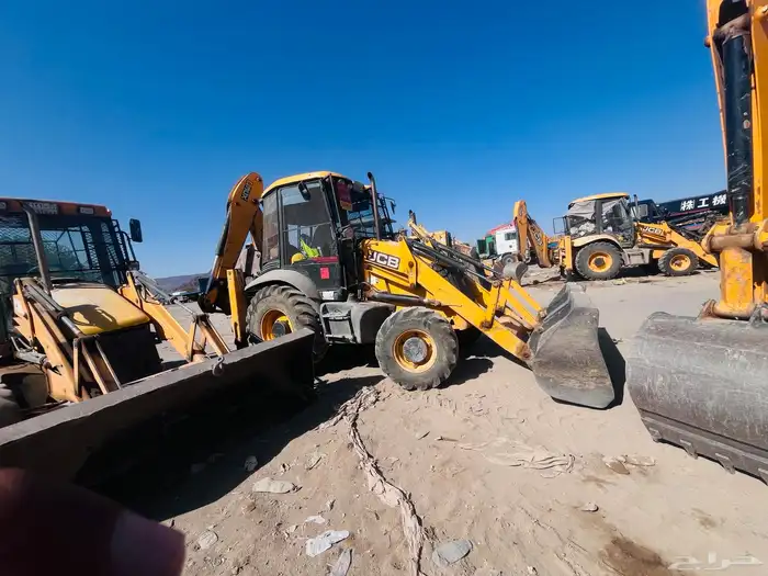 JCB للإيجار 1