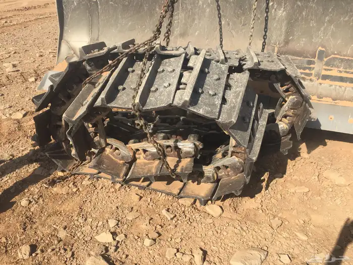 جنزير بلدوزر D155 للبيع 1