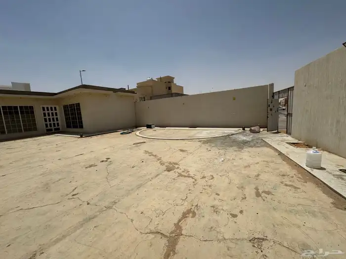 أستراحة شارعين للبيع بحي مشرف بالخرج 6