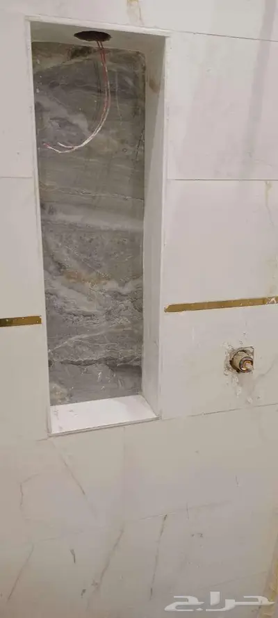 مبلط 16