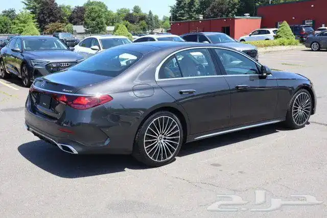 مرسيدس اي كلاس 2024 E 350 4MATIC شاشة سوبر سكرين 5