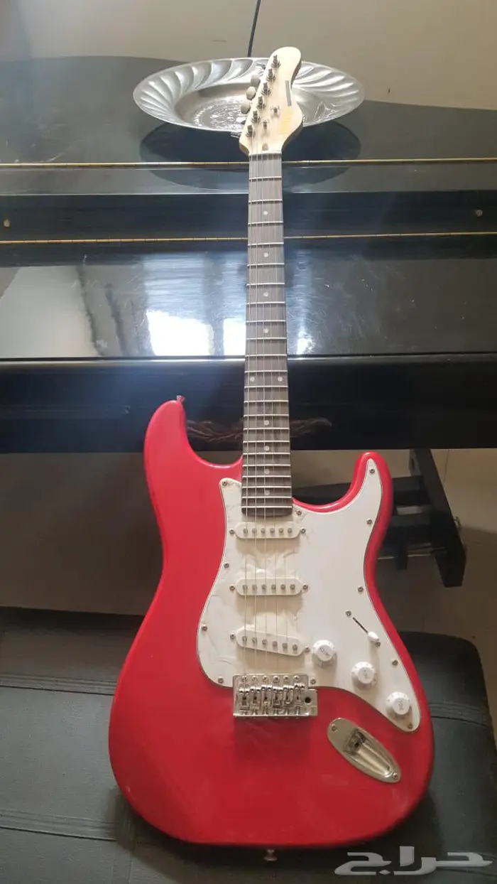 جيتار كهربائي Electric guitars Finder Sequie 1