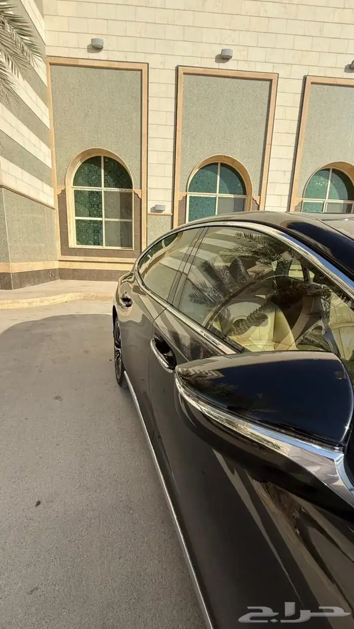 لكزس LS 2023 7