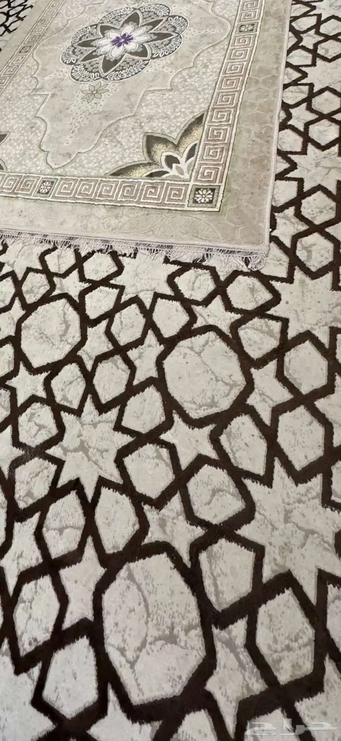 عرض (الفرشه للبيع ب 400 0