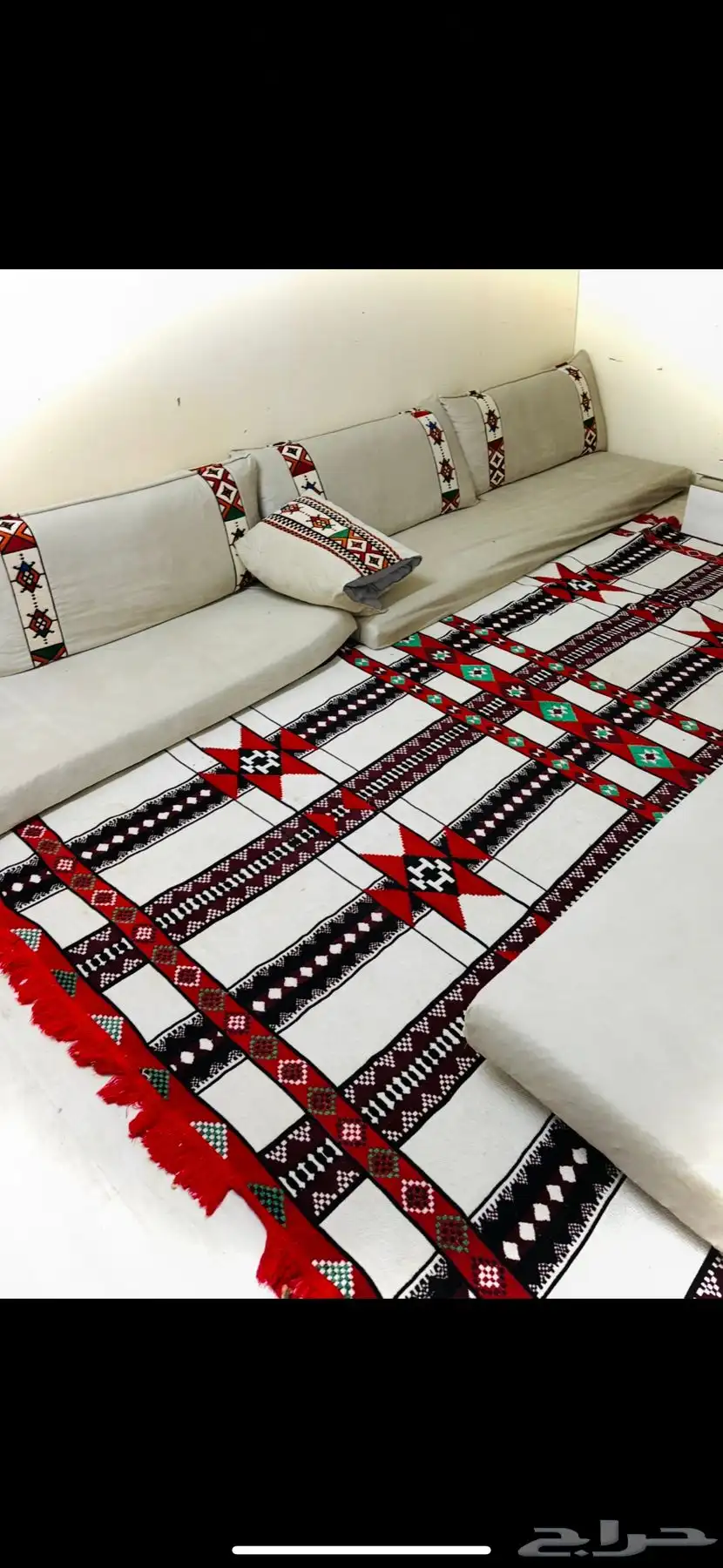 جلسه ارضيه 4 فراش 8 مخدات 3 متاكي حصيره مدات 4 0
