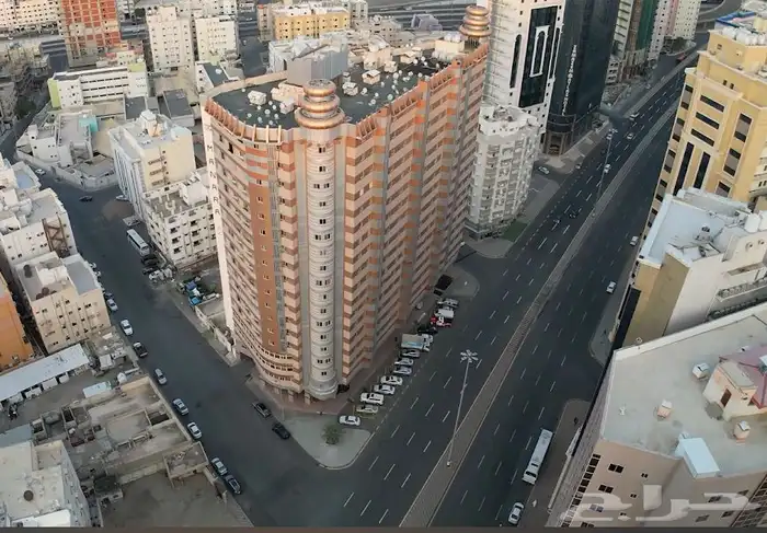 شقتين للبيع موقع مميز للمستثمر 0