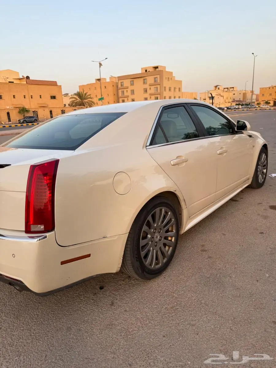 كاديلاك cts 8