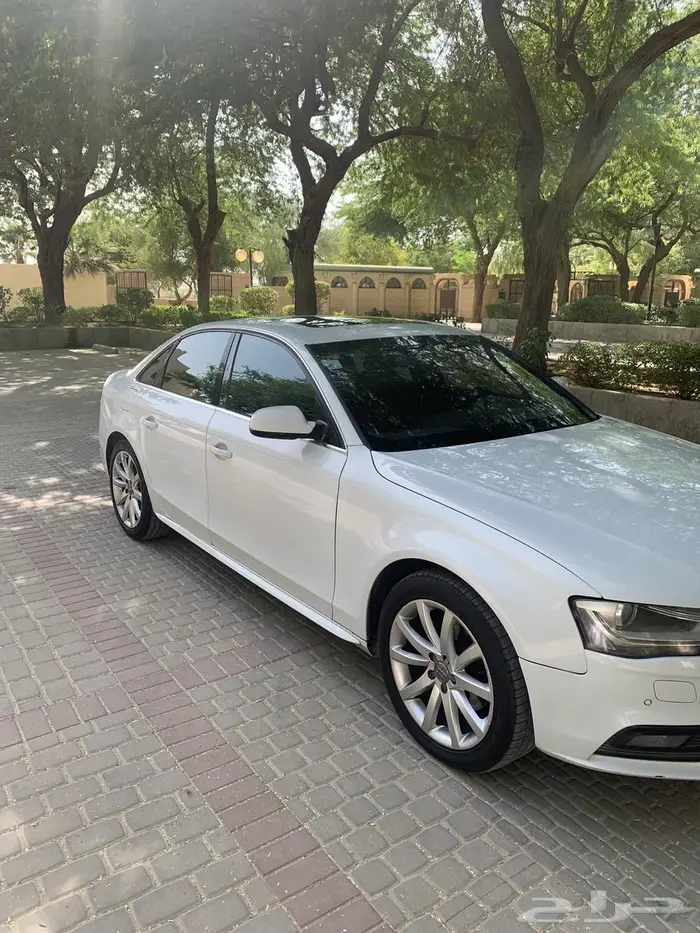اودي A4 2016 12