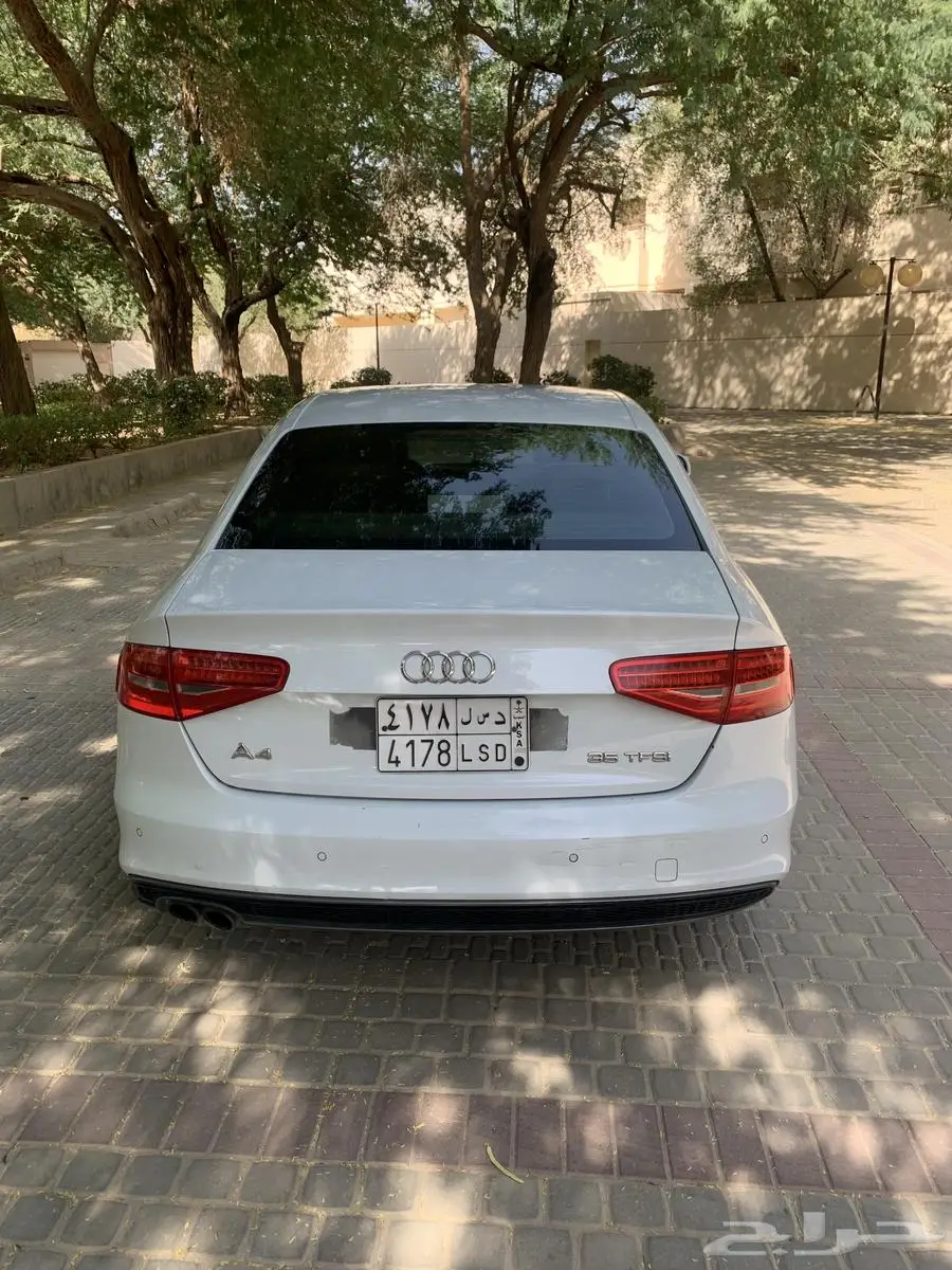 اودي A4 2016 10