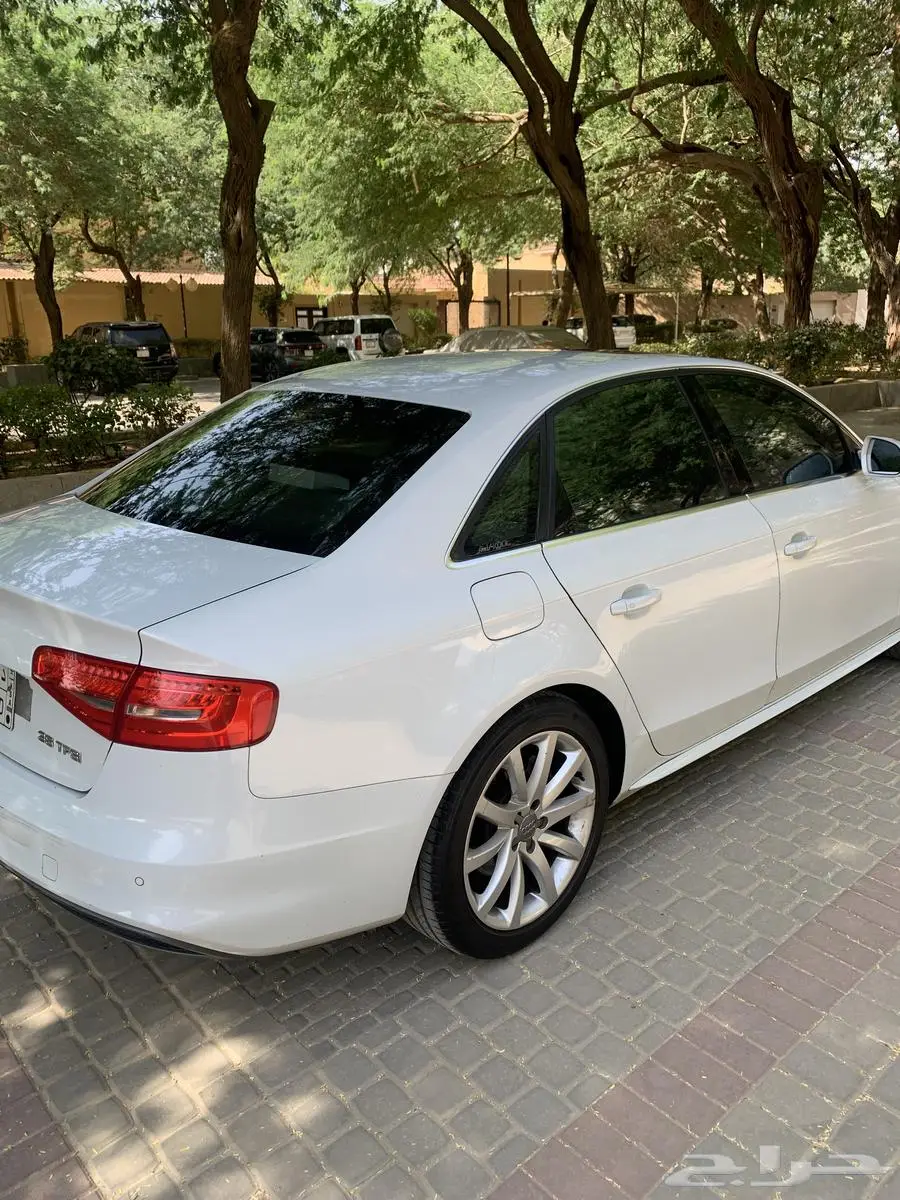 اودي A4 2016 13
