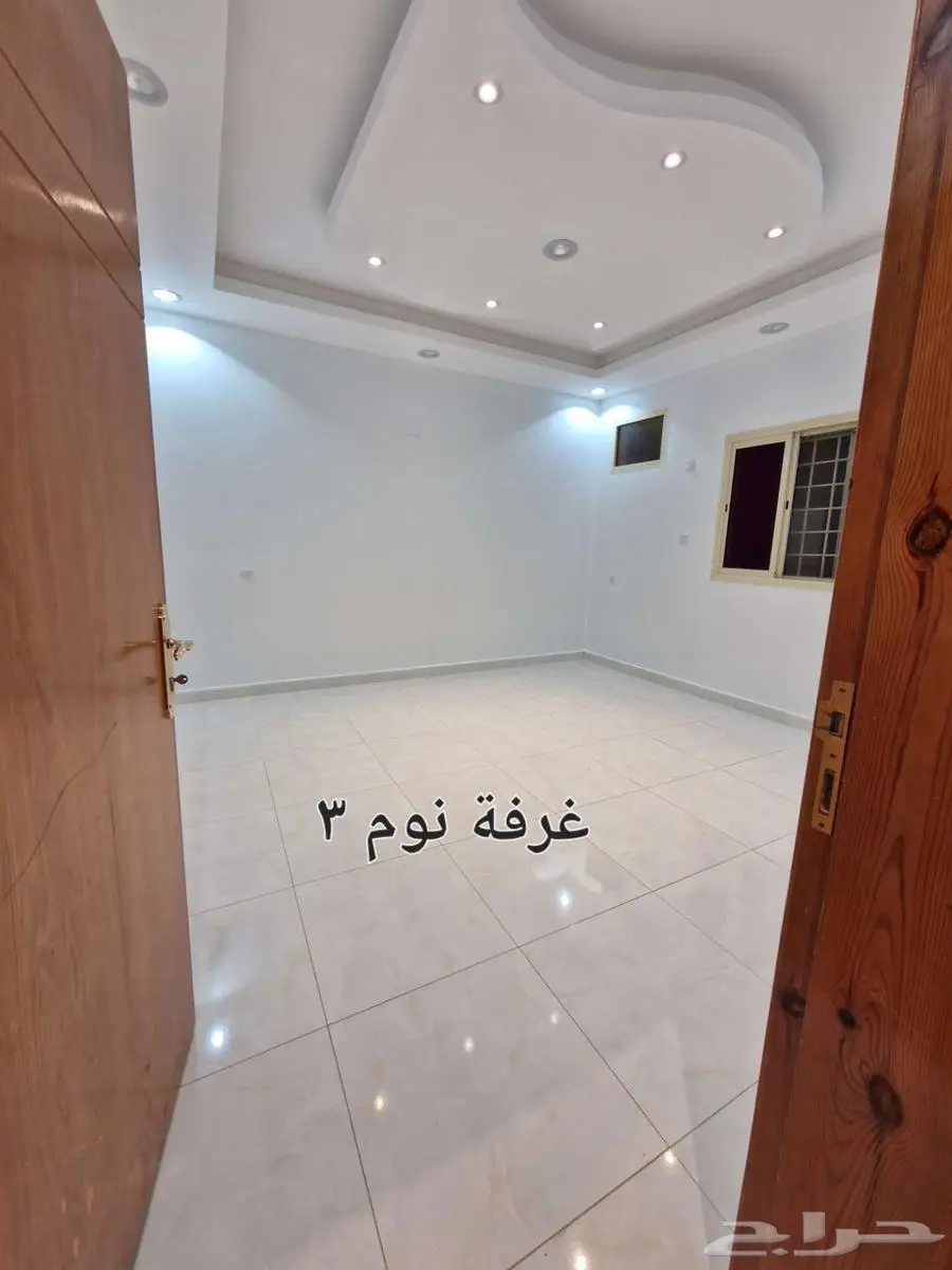 دور أرضي للإيجار حي درة المنسك 0