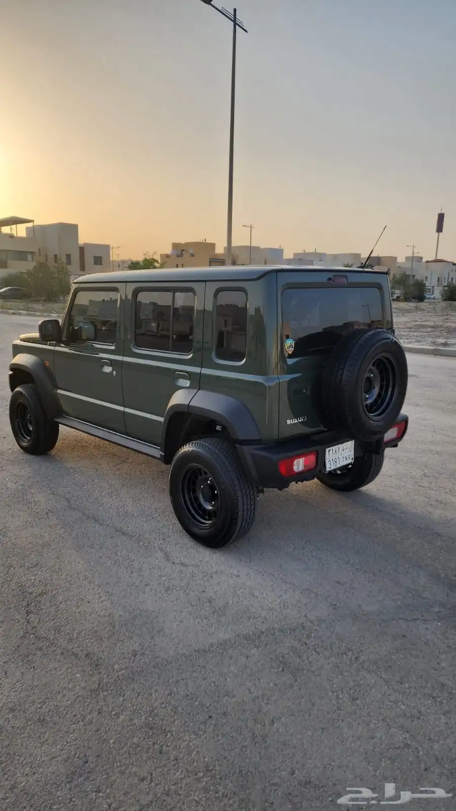 سوزوكي جمني 2025 2